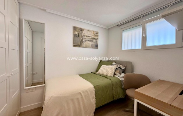 Herverkoop - Appartement / flat - Torrevieja - Habaneras