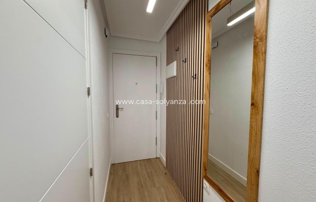 Herverkoop - Appartement / flat - Torrevieja - Habaneras