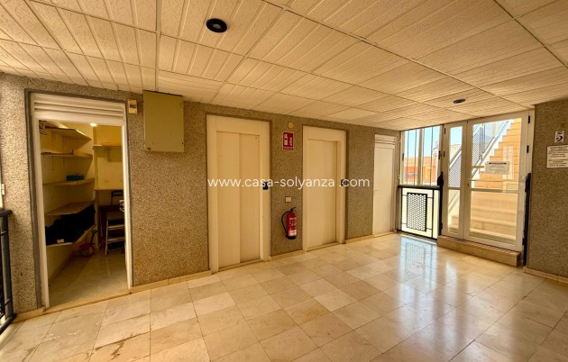 Herverkoop - Appartement / flat - Torrevieja - Habaneras