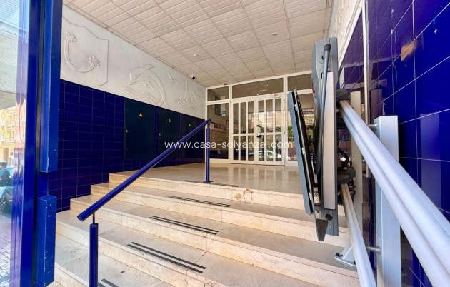 Herverkoop - Appartement / flat - Torrevieja - Habaneras