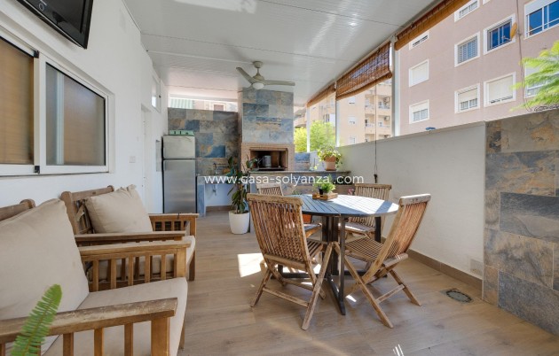 Herverkoop - Herenhuis - Torrevieja - Center