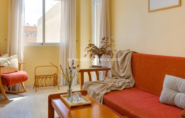 Herverkoop - Appartement / flat - Torrevieja - Playa del Cura