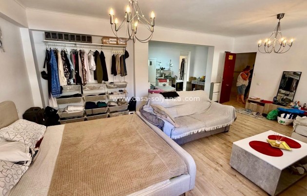 Herverkoop - Appartement / flat - Torrevieja - Estacion Autobuses