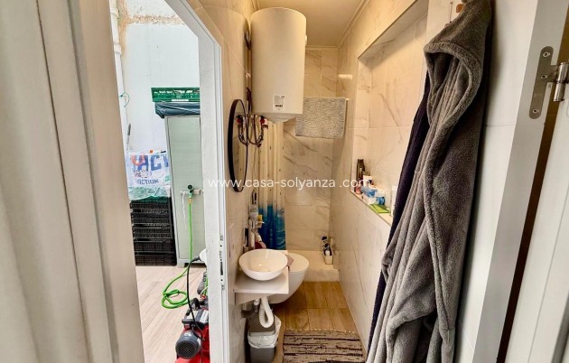 Herverkoop - Appartement / flat - Torrevieja - Estacion Autobuses