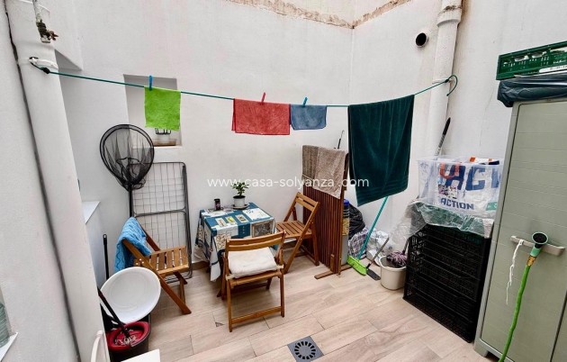 Herverkoop - Appartement / flat - Torrevieja - Estacion Autobuses