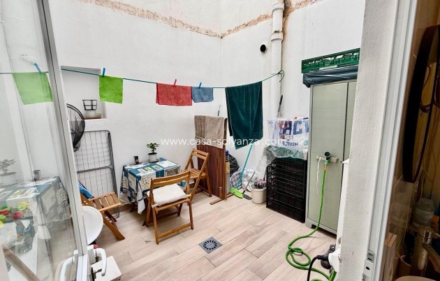 Herverkoop - Appartement / flat - Torrevieja - Estacion Autobuses