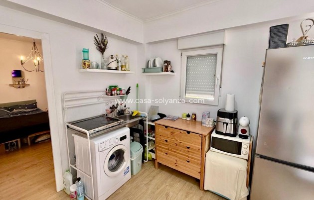 Herverkoop - Appartement / flat - Torrevieja - Estacion Autobuses