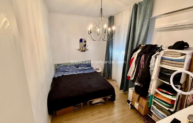 Herverkoop - Appartement / flat - Torrevieja - Estacion Autobuses
