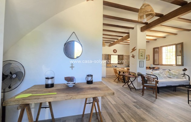 Herverkoop - Country Property/Finca - Villena - Inland