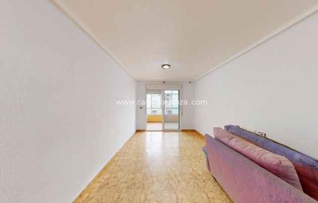 Herverkoop - Appartement / flat - Torrevieja - Center