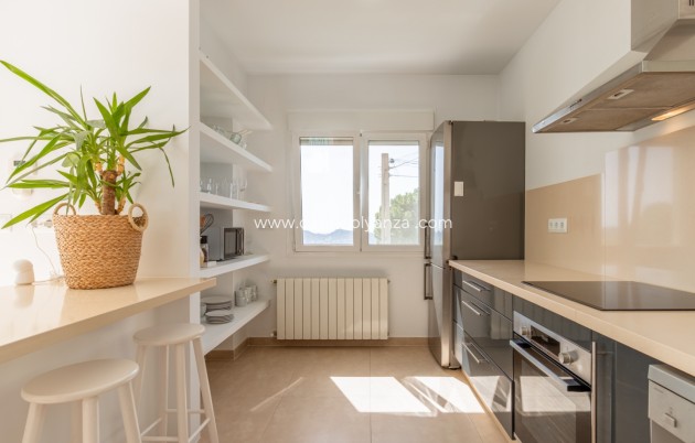 Herverkoop - Villa - Moraira - Benimeit