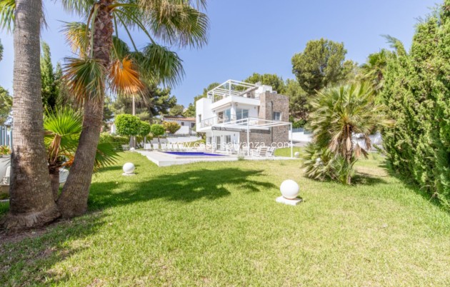 Herverkoop - Villa - Moraira - Benimeit