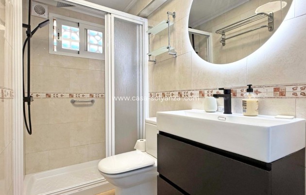 Resale - Bungalow - Torrevieja - Torreblanca