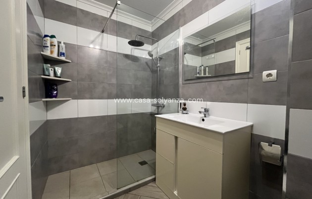 Reventa - Apartamento / piso - Algorfa