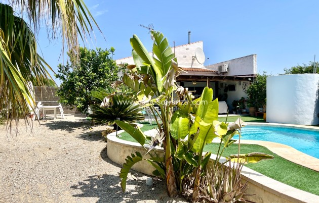 Herverkoop - Villa - Daya Nueva - Costa Blanca