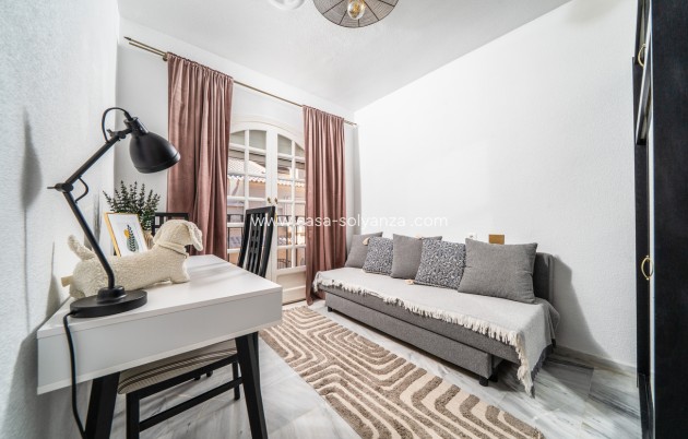 Herverkoop - Appartement / flat - Torrevieja - Costa Blanca