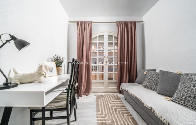 Herverkoop - Appartement / flat - Torrevieja - Costa Blanca