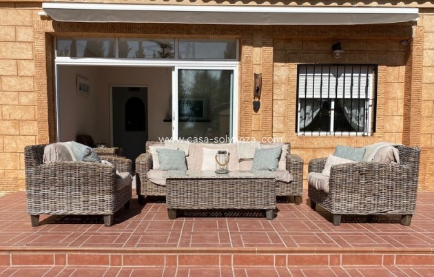 Resale - Country Property/Finca - Albatera - Inland