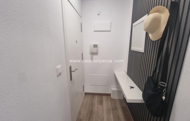 Herverkoop - Appartement / flat - Torrevieja - Estacion Autobuses
