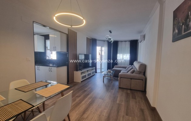 Herverkoop - Appartement / flat - Torrevieja - Estacion Autobuses