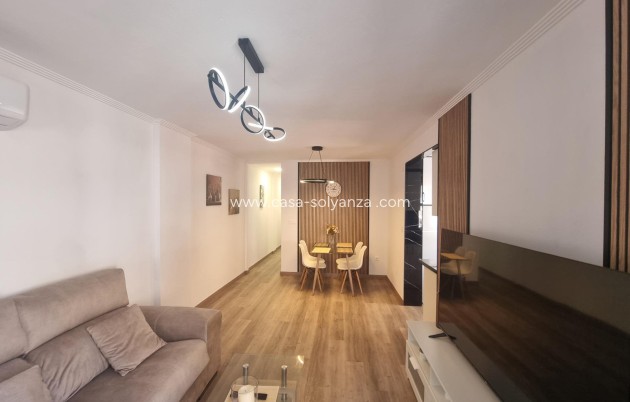 Herverkoop - Appartement / flat - Torrevieja - Estacion Autobuses