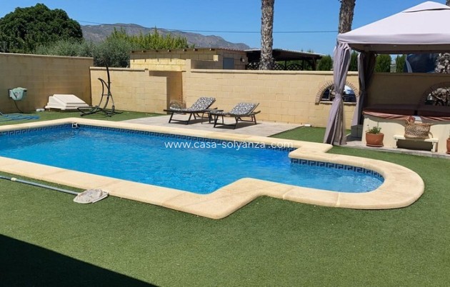 Resale - Country Property/Finca - Albatera - Inland