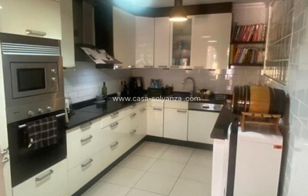 Resale - Country Property/Finca - Albatera - Inland