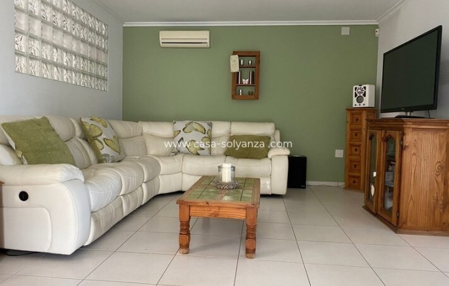 Resale - Country Property/Finca - Albatera - Inland