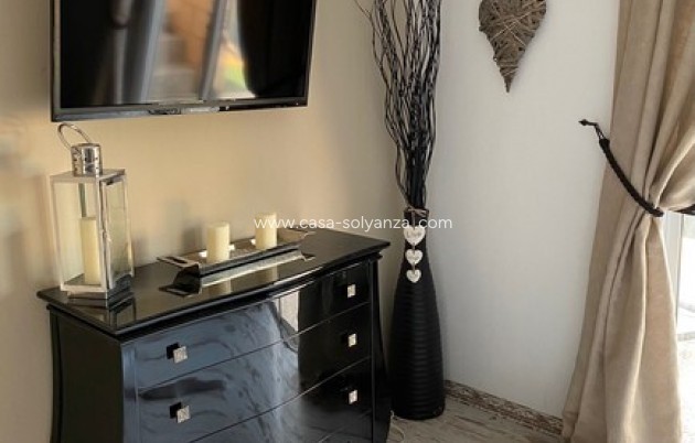 Resale - Country Property/Finca - Albatera - Inland
