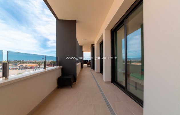 Reventa - Apartamento / piso - Playa Flamenca - Costa Blanca