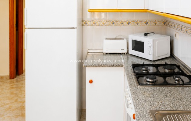Herverkoop - Appartement / flat - Torrevieja - Playa del Cura