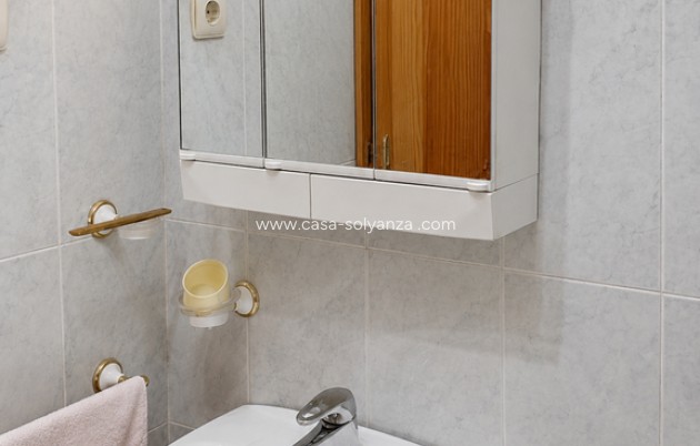 Herverkoop - Appartement / flat - Torrevieja - Playa del Cura