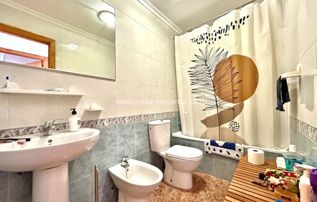 Herverkoop - Appartement / flat - Los Altos