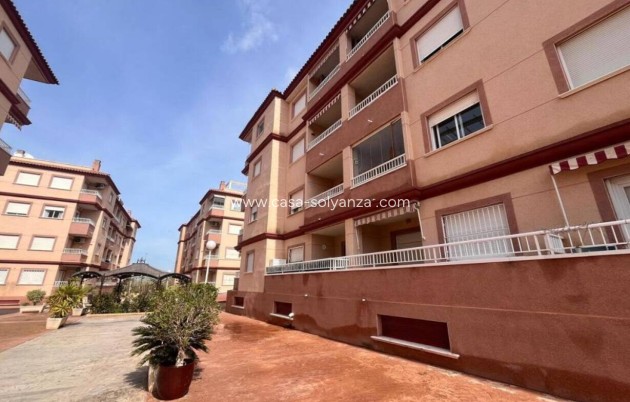 Reventa - Apartamento / piso - Algorfa