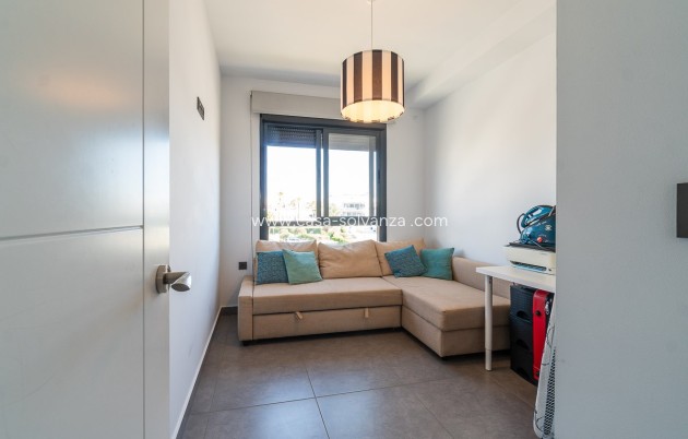 Herverkoop - Appartement / flat - Villamartin - Costa Blanca