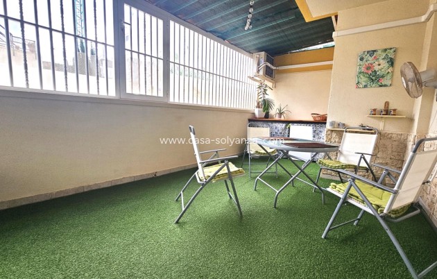 Resale - Apartment / flat - Torrevieja - Center