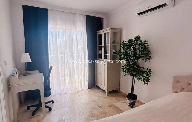 Herverkoop - Villa - Orihuela Costa - Costa Blanca