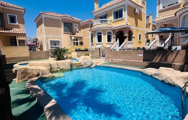 Herverkoop - Villa - Orihuela Costa - Costa Blanca