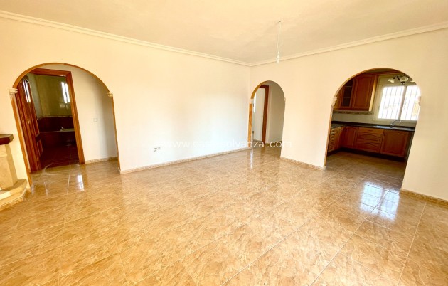 Herverkoop - Villa - Catral - Costa Blanca