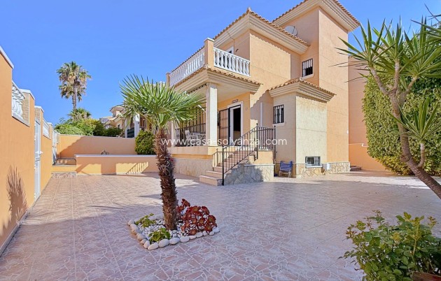 Herverkoop - Villa - Orihuela - Inland