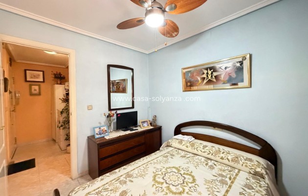 Herverkoop - Appartement / flat - Torrevieja - Playa del Cura
