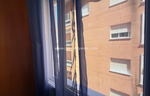 Herverkoop - Appartement / flat - Torrevieja - Playa del Cura