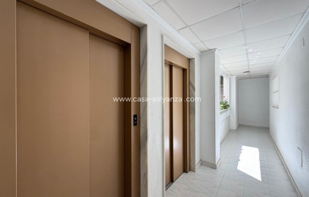 Herverkoop - Appartement / flat - Torrevieja - Playa del Cura