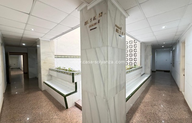 Herverkoop - Appartement / flat - Torrevieja - Playa del Cura