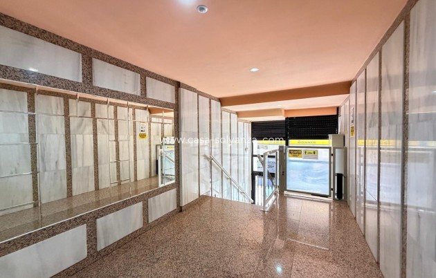 Herverkoop - Appartement / flat - Torrevieja - Playa del Cura
