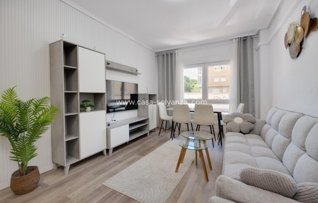 Herverkoop - Appartement / flat - Torrevieja - Estacion Autobuses