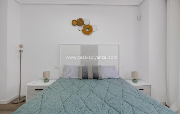 Herverkoop - Appartement / flat - Torrevieja - Estacion Autobuses