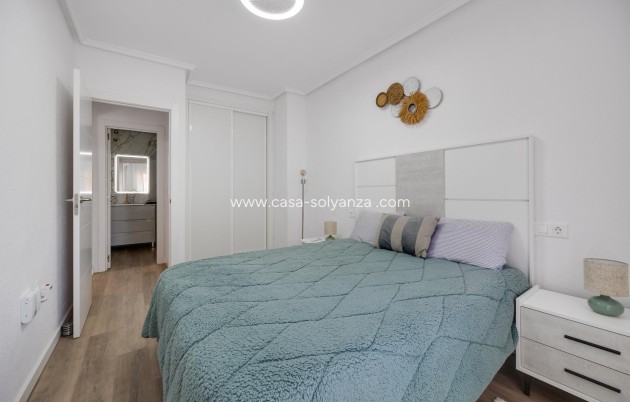 Herverkoop - Appartement / flat - Torrevieja - Estacion Autobuses