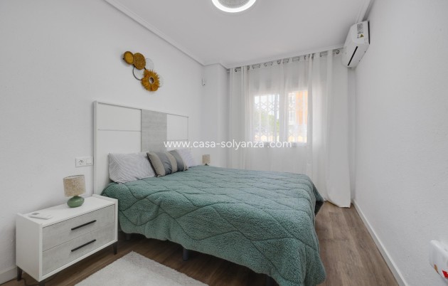 Herverkoop - Appartement / flat - Torrevieja - Estacion Autobuses