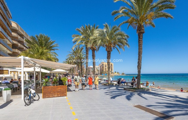 Herverkoop - Appartement / flat - Torrevieja - Estacion Autobuses